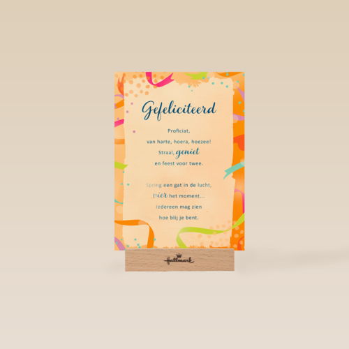Gefeliciteerd kaart spring een gat in de lucht More than words