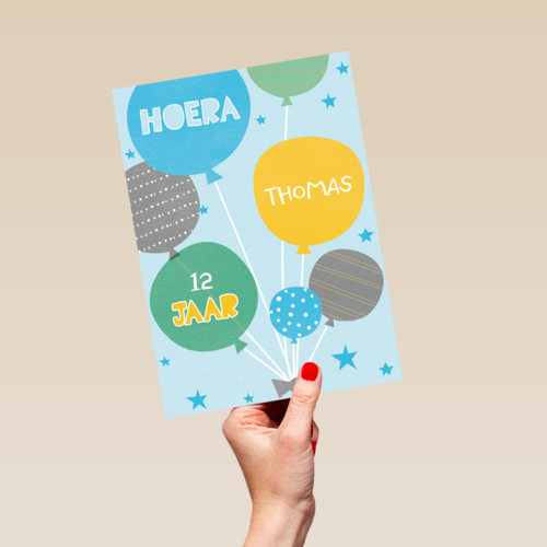 hoera verjaardag met ballonnen