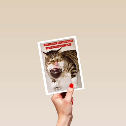 Verjaardagskaart kat met wijnglas