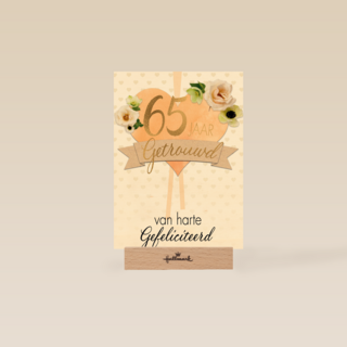 Huwelijkskaart 65 jaar getrouwd hart bloemen