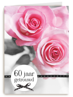 twee roze rozen 60 jaar getrouwd
