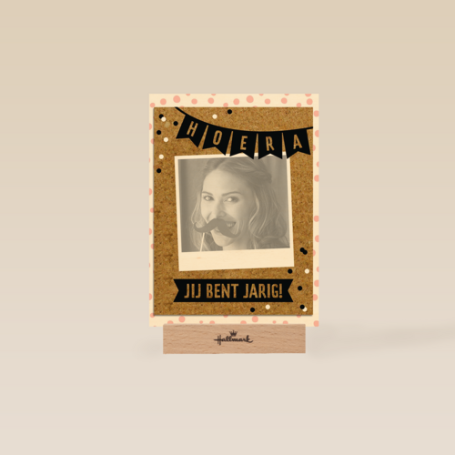 fotokaart staand hoera jij bent jarig