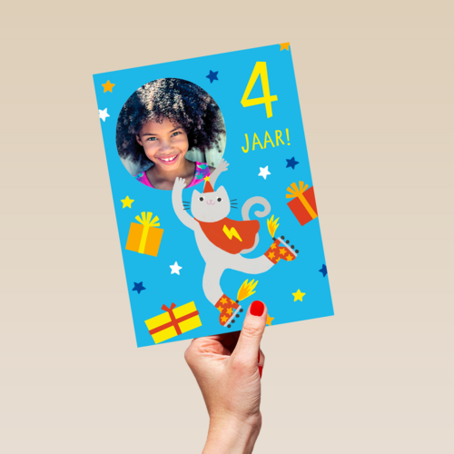 Feestende kat 4 jaar fotokaart