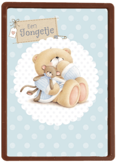 beer in blauww badjas