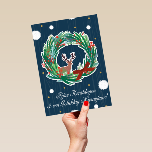 Blauwe kerstkaart kerstkrans rendier