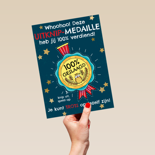 geslaagd kaart uitknip medaille