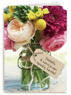 een bos bloemen voor een spoedig herstel