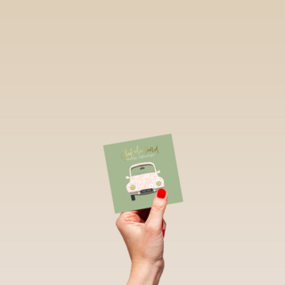 Rijbewijs gefeliciteerd auto met bloemen kaart