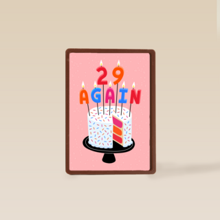 29 again op een verjaardagstaart