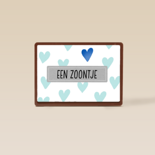 een zoontje met veel harten