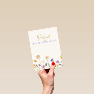 Verjaardagskaart met veldbloemen proficiat