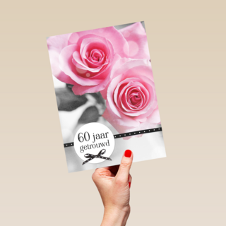 twee roze rozen 60 jaar getrouwd