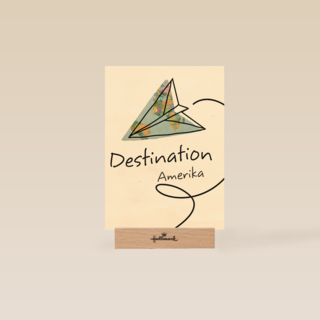 reizen kaart met een papiere vlieger destination