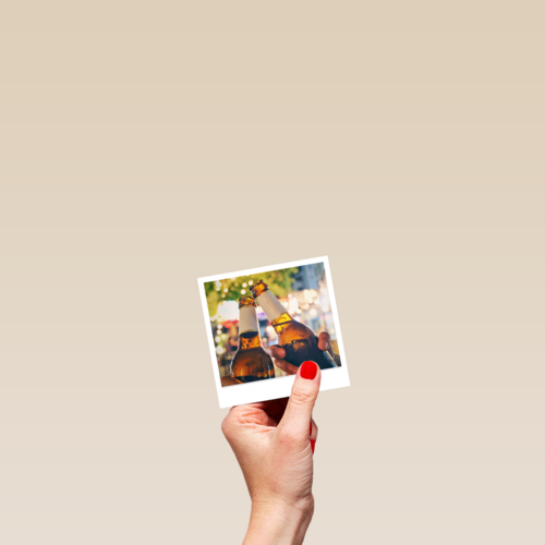 Gefeliciteerd kaart cheers met bier Polaroid