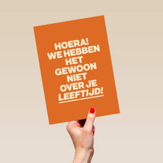 verjaardag kaart vrouw niet over je leeftijd