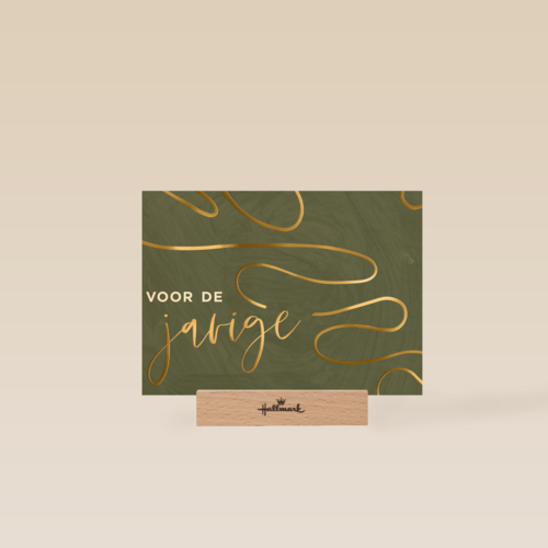 Verjaardagskaart groen en goud voor de jarige