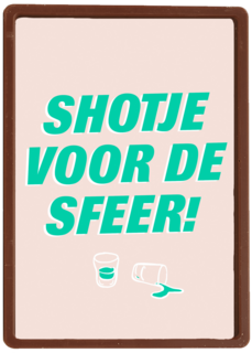Verjaardagskaart man vrouw grappig shotje voor de sfeer
