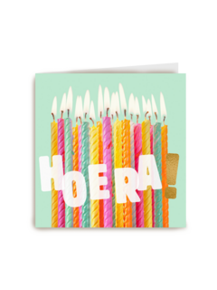 Veel kaarsjes en hoera