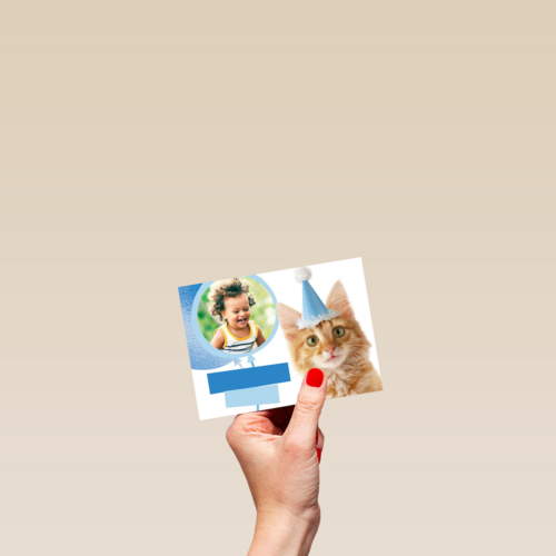 een fotokaart met een feestlijke kat