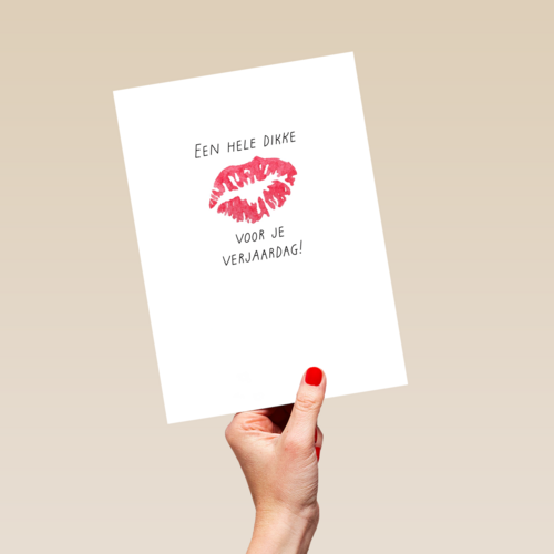 een hele dikke zoen voor je verjaardag