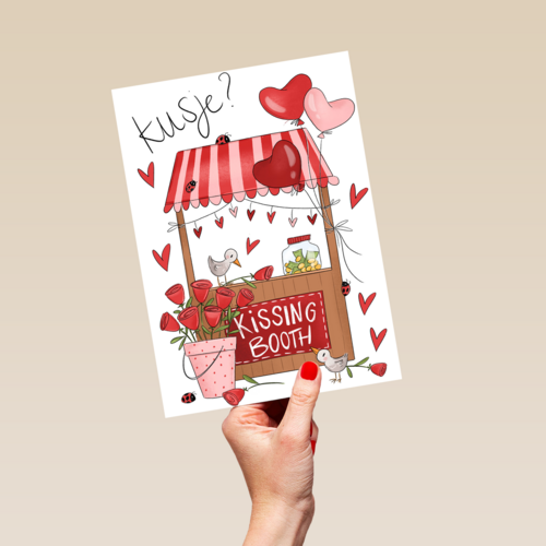 Matia Kissing Booth