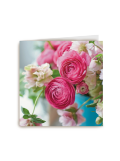 roze rozen bij elkaar