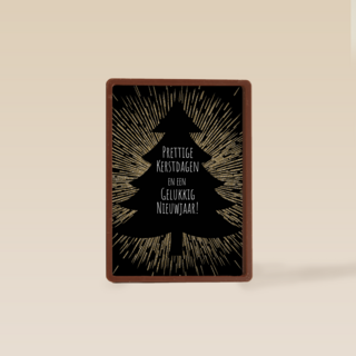 stijlvolle kerstkaart met boom en gouden stralen