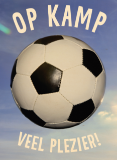 Op kamp kaart met voetbal veel plezier