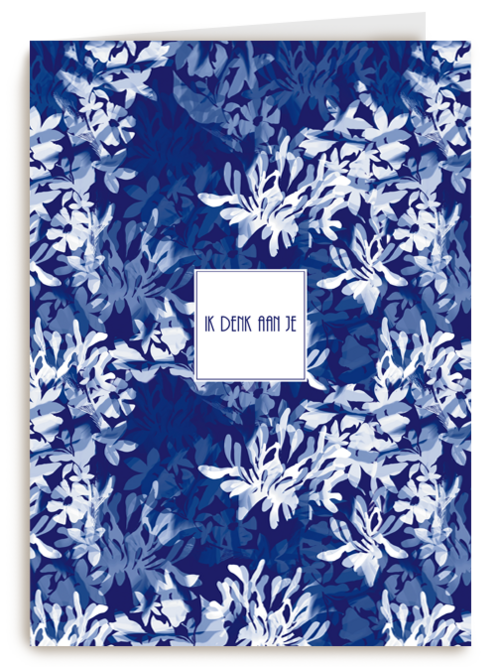 Sterkte kaart wit blauwe bloemen