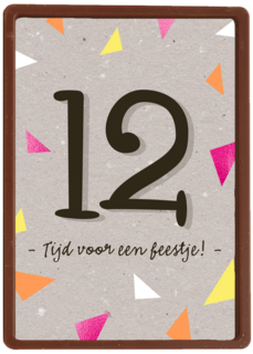 Verjaardagskaart meisje 12 vlaggetjes