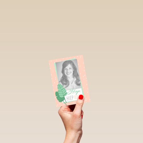 hiep hiep hoera blaadjes vrouw