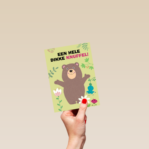 Sterktekaart Beer met een hele dikke knuffel