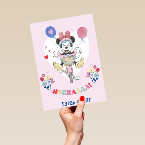Verjaardagskaart Minnie Mouse op fiets