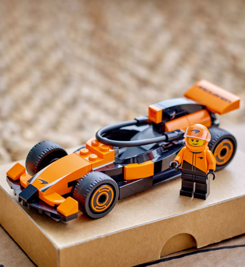 LEGO City F1 Coureur met McLaren Racewagen
