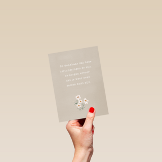 condoleancekaart met bloemen op kraft