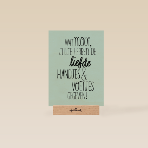 wat mooi jullie hebben de liefde handjes en voetjes gegeven