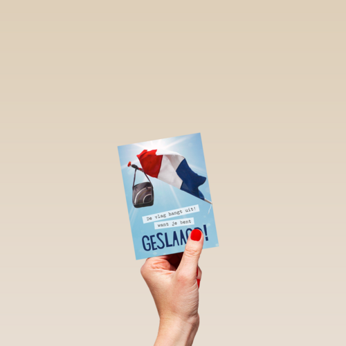 de vlag hangt uit geslaagd