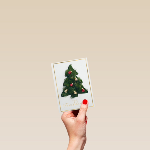 Kerstkaart klassiek wit met kerstboom