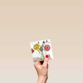 bloemen in glazen vaas