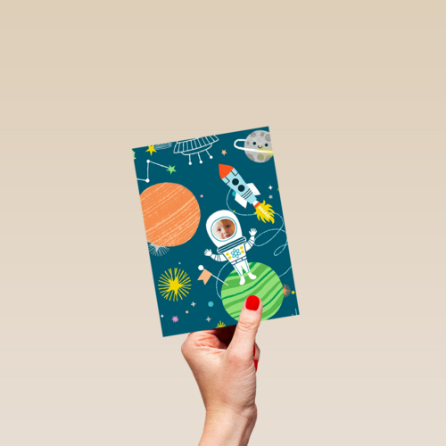 deze kleine astronaut is jarig