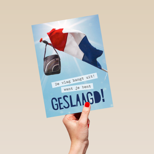 de vlag hangt uit geslaagd
