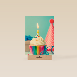 Verjaardagskaart man klassiek cupcake met kaarsje