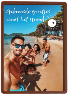 gebronsde groetjes vanaf het strand