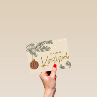een lieve kerstgroet op beige achtergrond